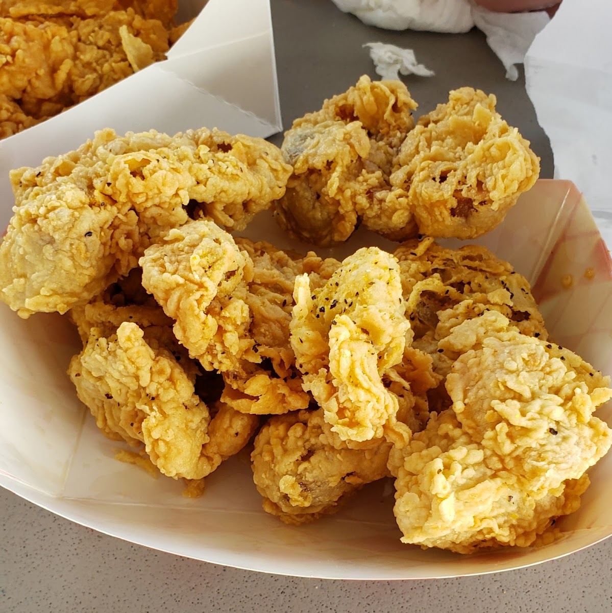 Che's Chicken & Burgers - Photo 1