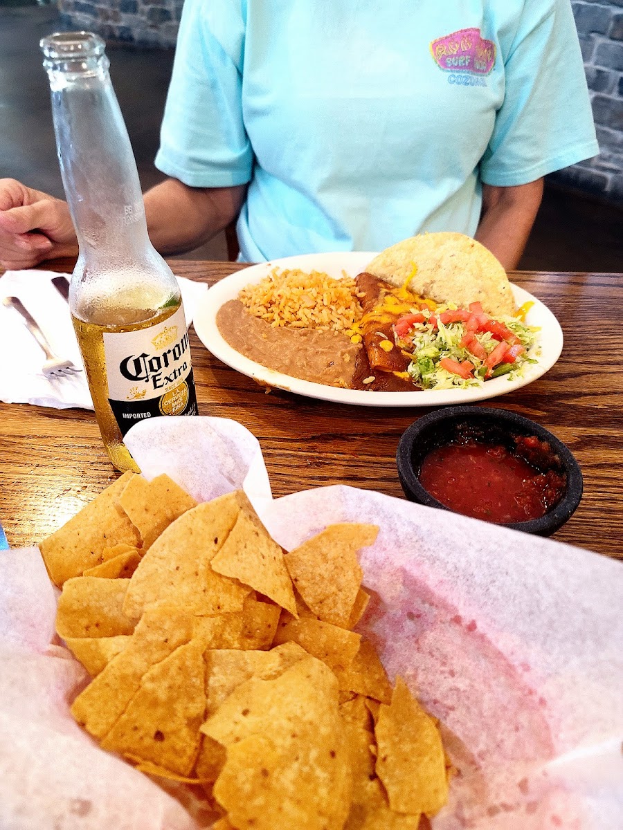 Casa Torres Mexican Restaurant - Photo 8