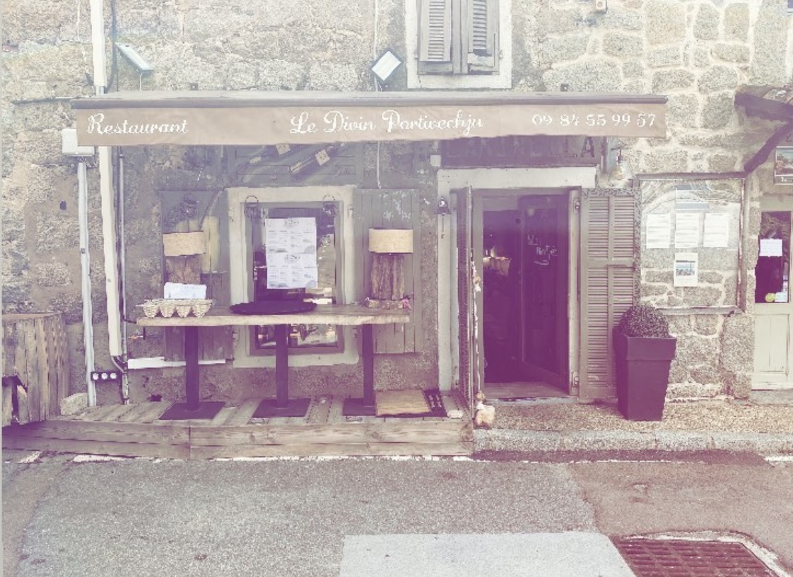 Le Divin