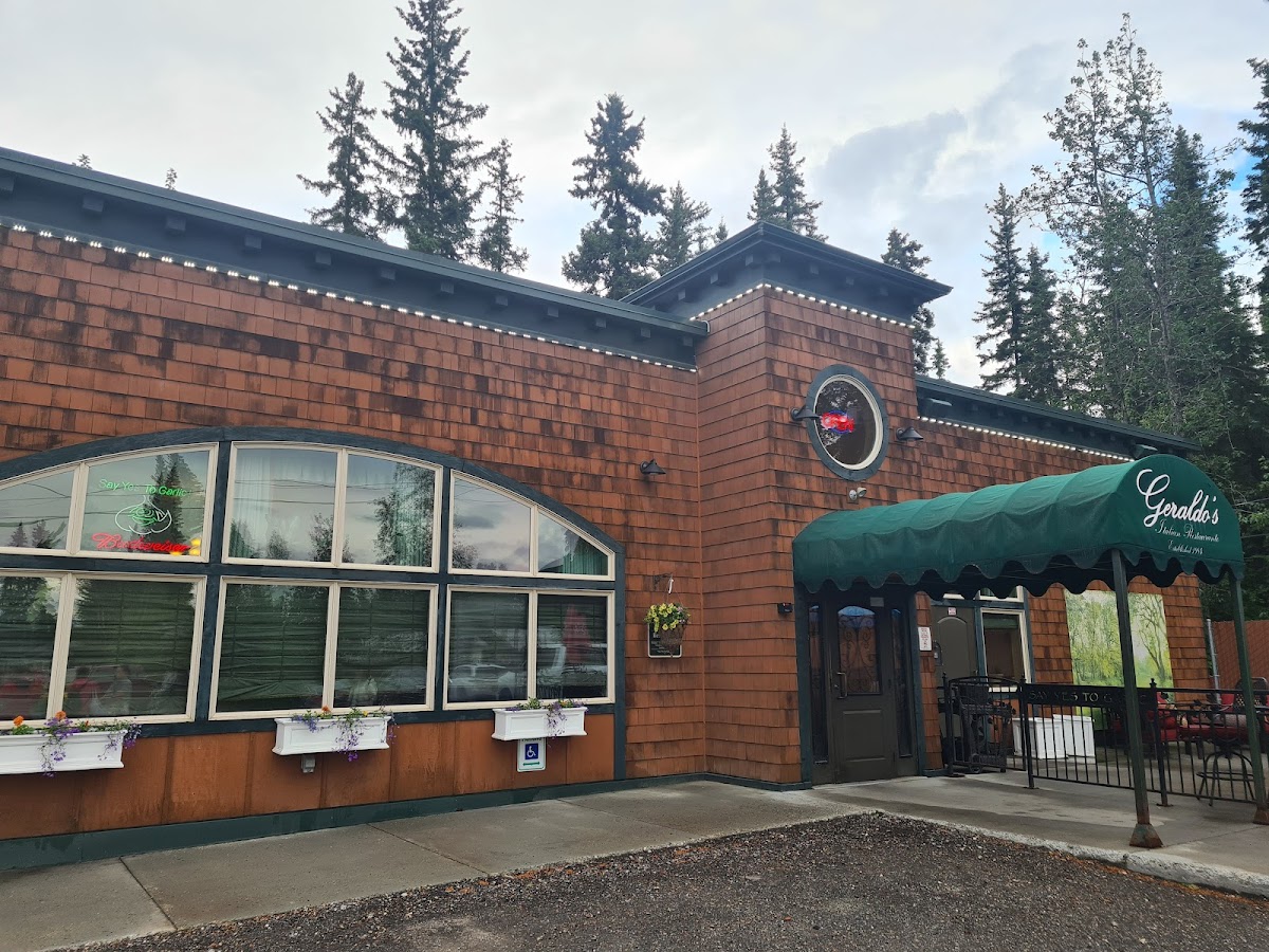 Geraldo's Italian Restaurant - Photo 4
