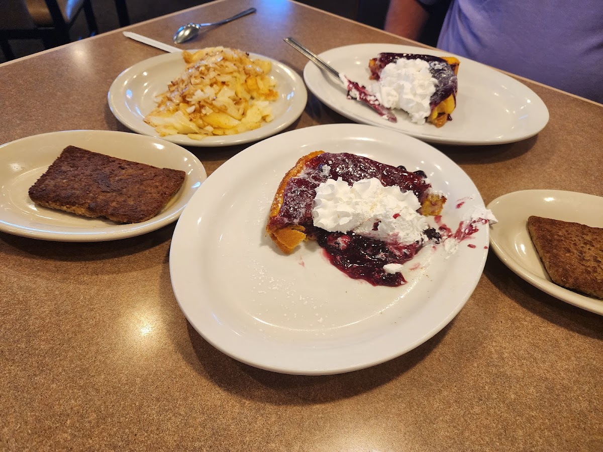 Skyline Family Restaurant - Photo 1