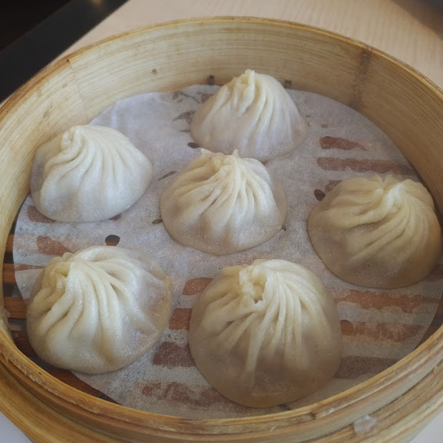 Steamed Soup Dumpling with Pork Filling 小笼包