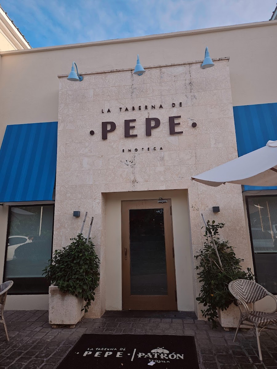 Pepe's Tavern Punta Cana - Photo 2