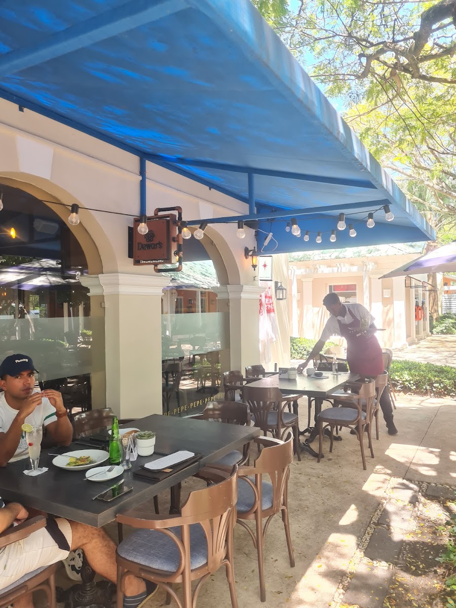 Pepe's Tavern Punta Cana - Photo 4
