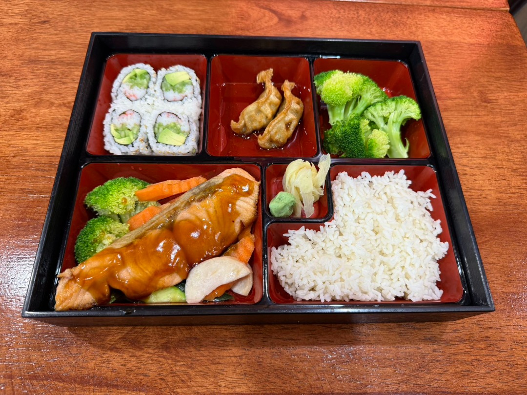 Mikado Crunchy Chicken & Sushi - Photo 8