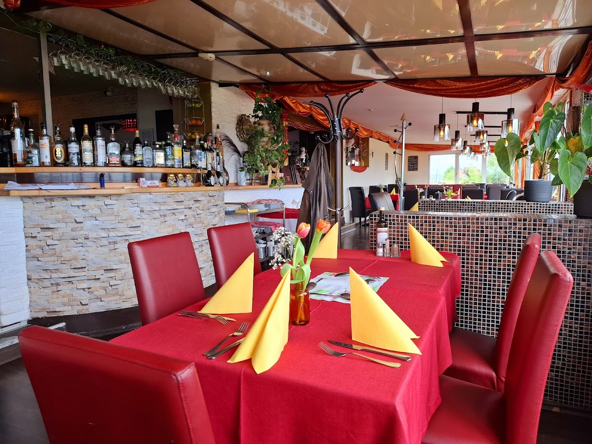 Felsenkeller - Bella Vista Restaurant, Pizzeria & Eiscafe - Photo 3