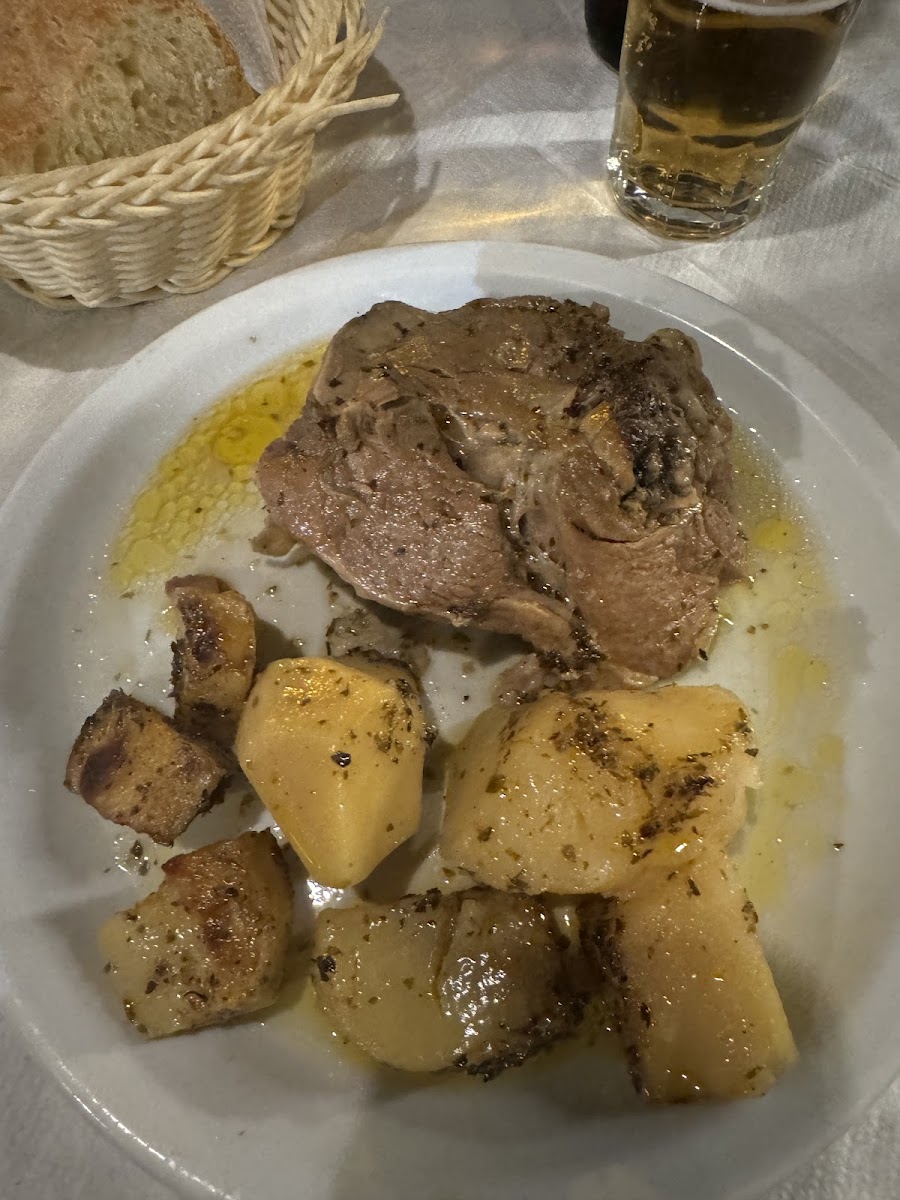 Platanos Taverna - Photo 8