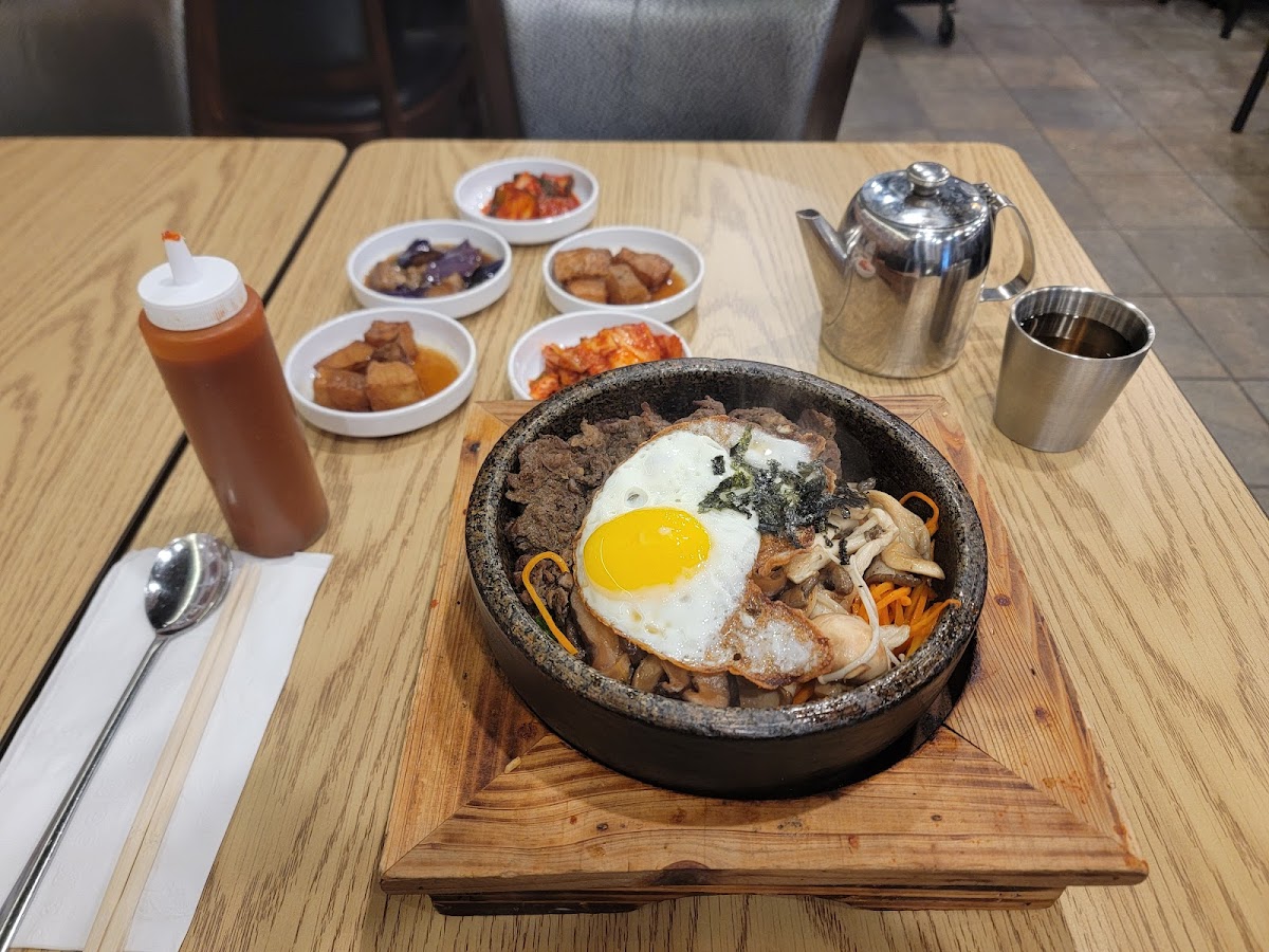 Hongdae Korean Restaurant 홍대 밥상 - Photo 4