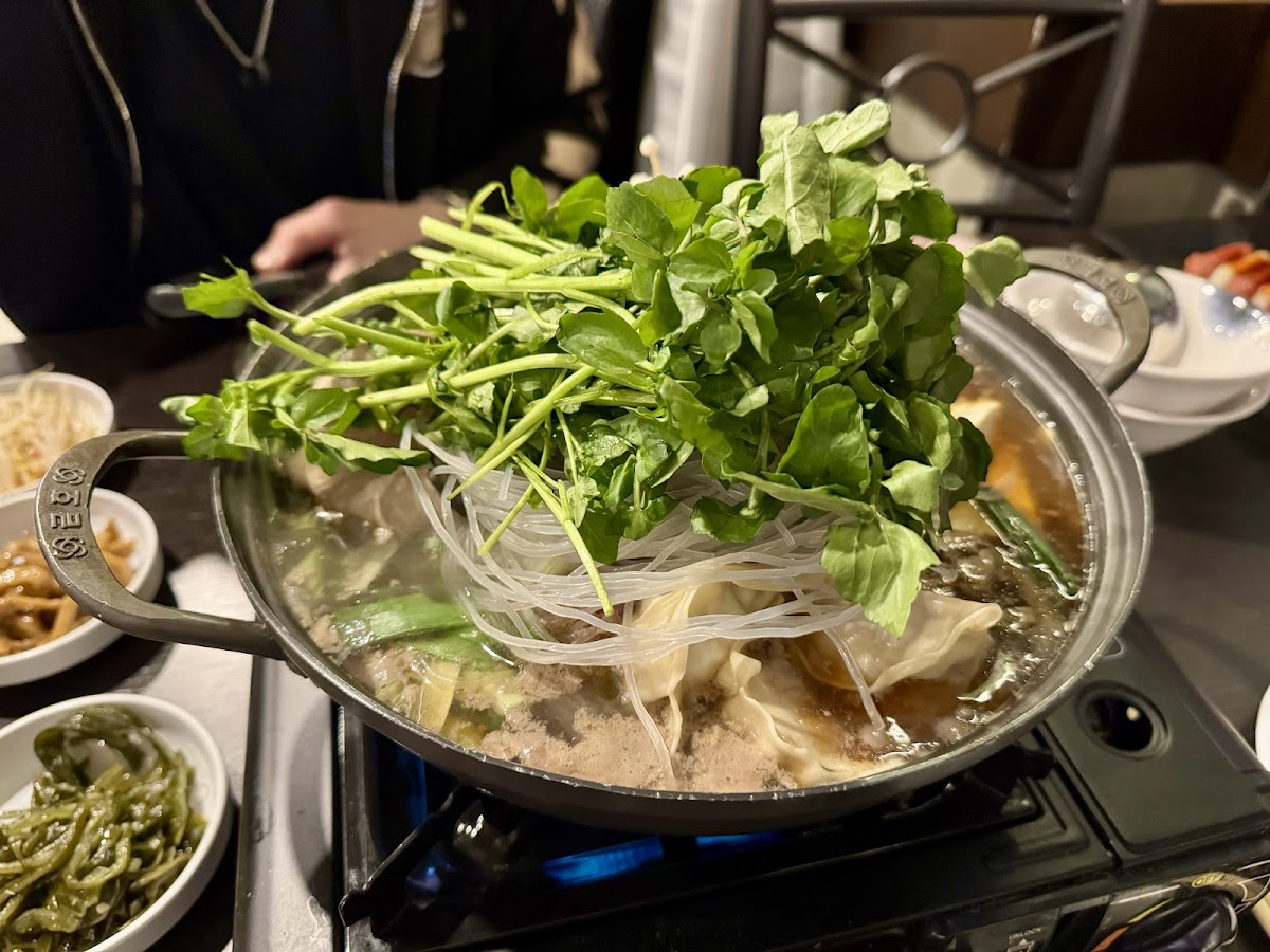 Hongdae Korean Restaurant 홍대 밥상 - Photo 6