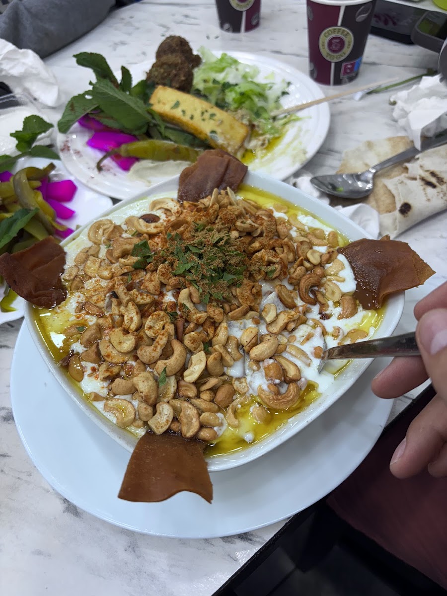 Azzam Restaurant - Photo 5