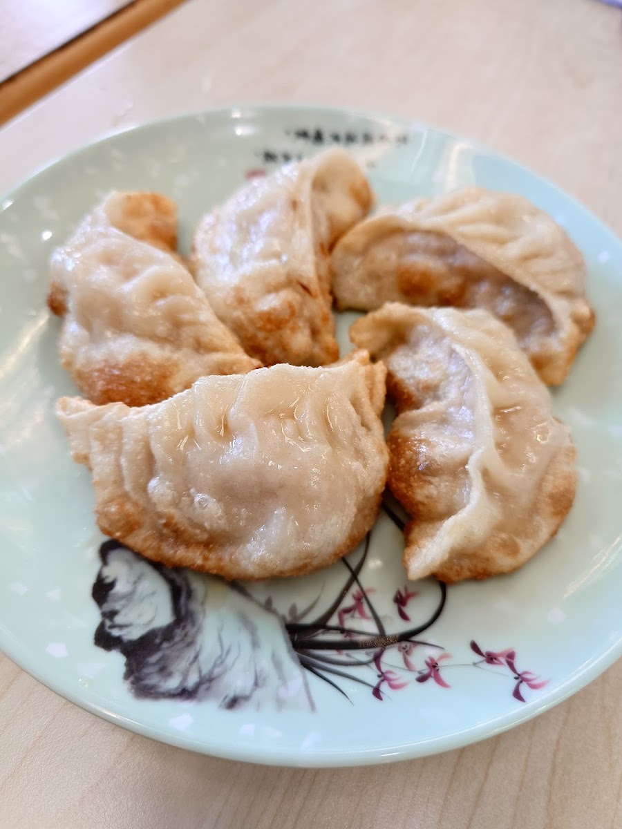 Wang's Shanghai Cuisine - Photo 6