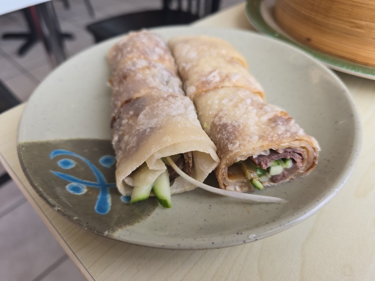 Wang's Shanghai Cuisine - Photo 8