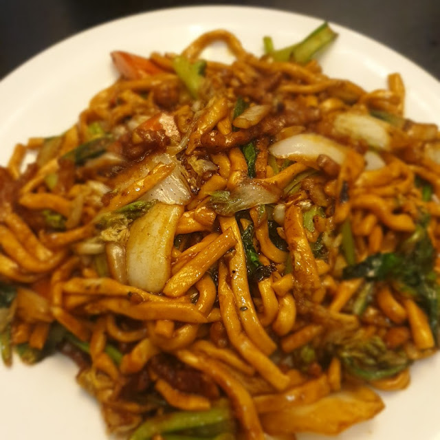 Shanghai Noodles with Chicken and Vegs
