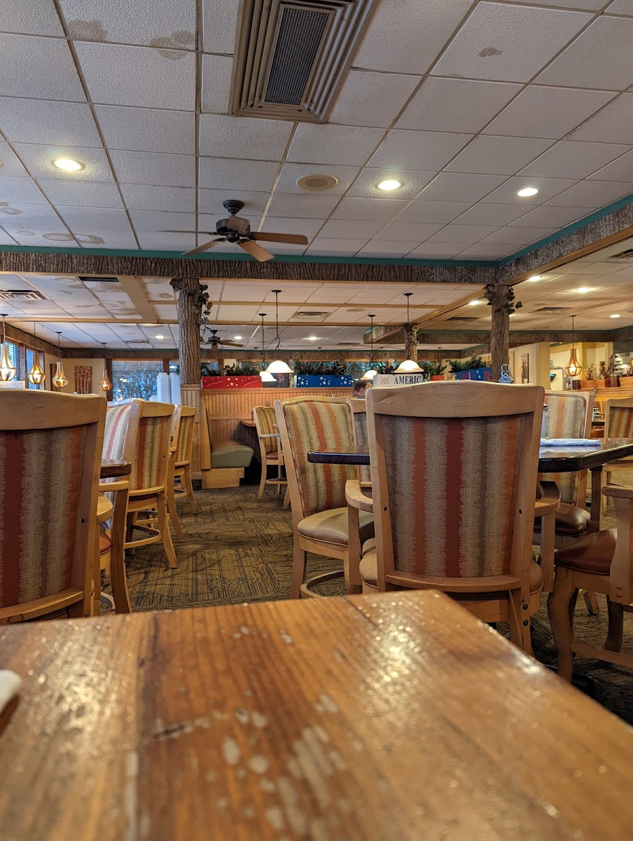 La Crosse Family Restaurant - Photo 3