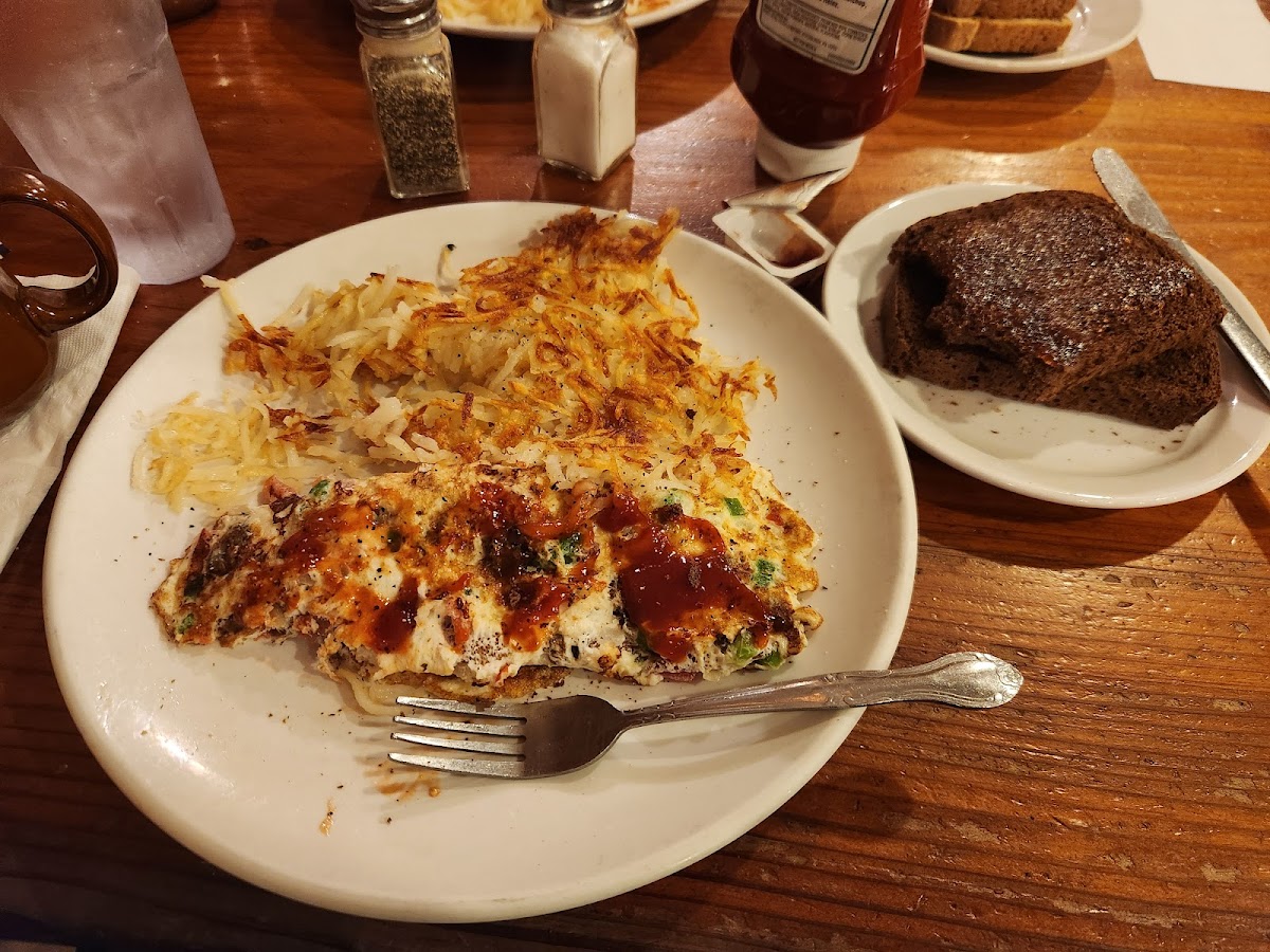 La Crosse Family Restaurant - Photo 7