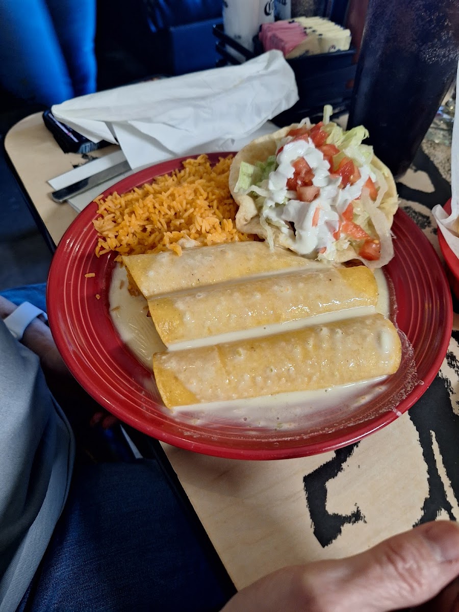 Don Pepe Mexican Grill & Cantina - Photo 6