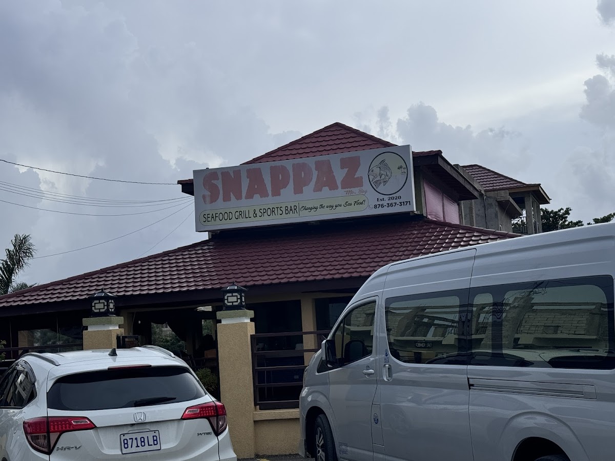 SNAPPAZ Seafood Grill and Sport Bar