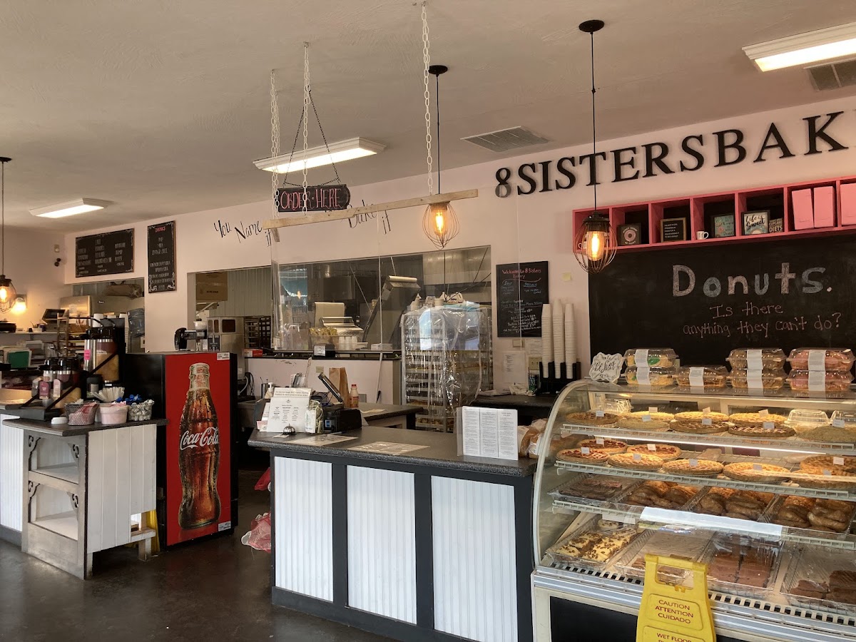 8 Sisters Bakery & Cafe - Photo 7