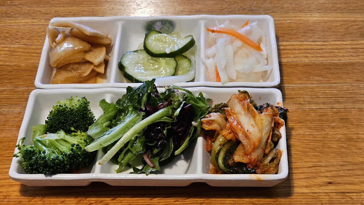 Korea House Restaurant - Photo 1