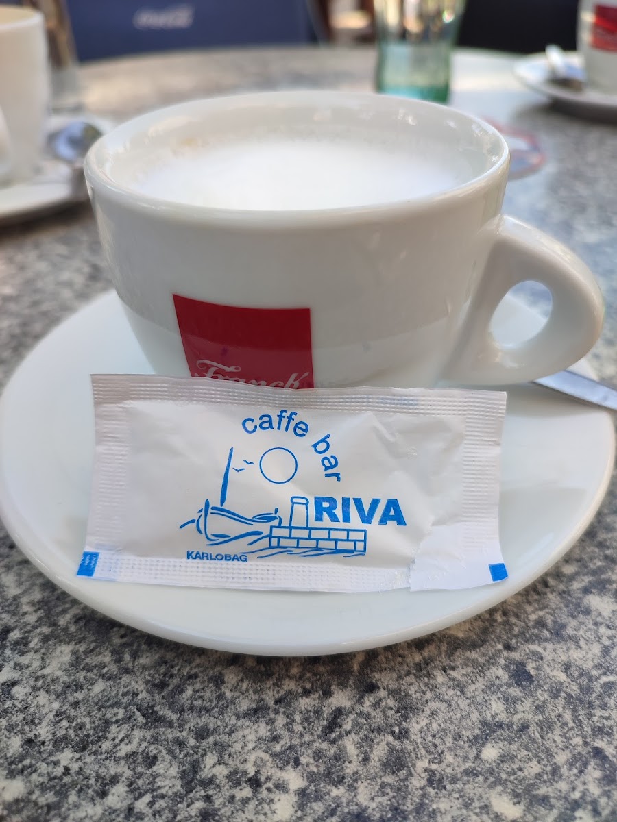 Riva Caffe bar - Photo 5
