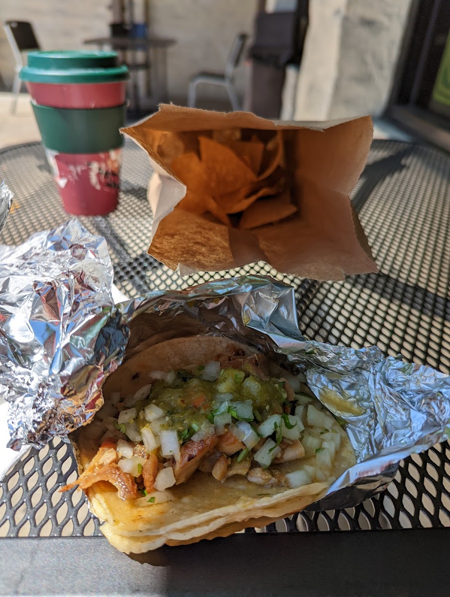 Pepe's Tacos - Photo 9