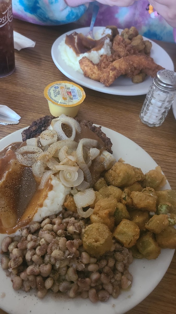 City Cafe Northport - Photo 8