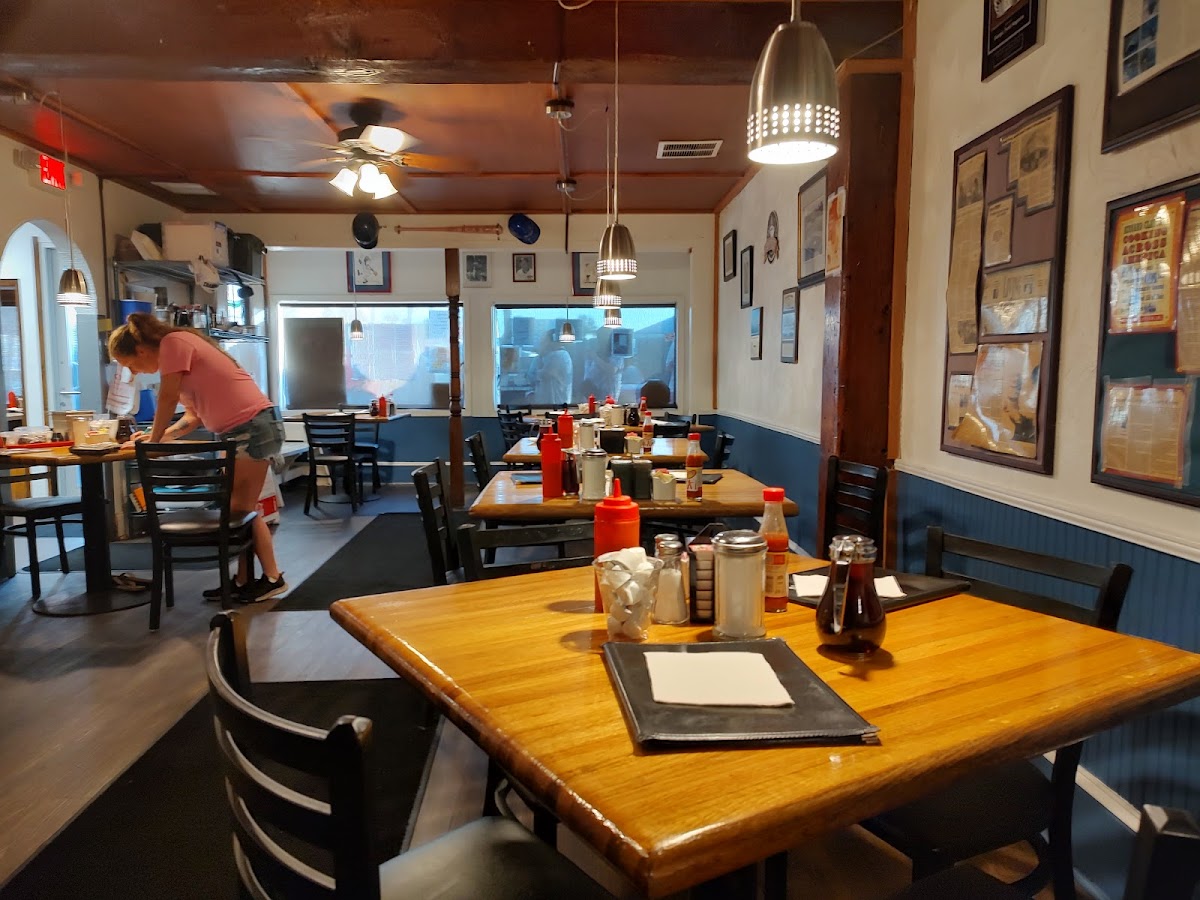 Breakfast Club Tybee Island - Photo 9