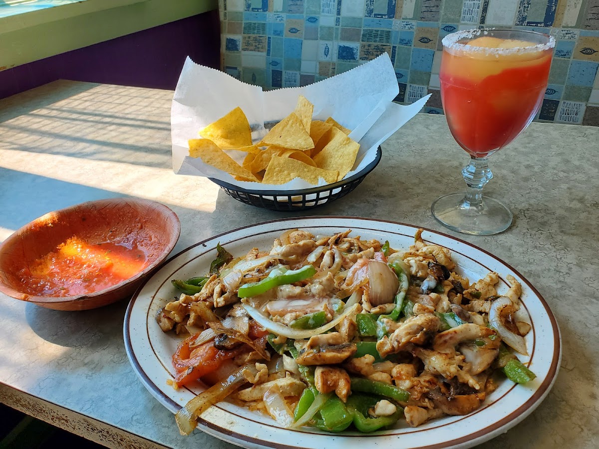 El Charrito Mansfield - Photo 1