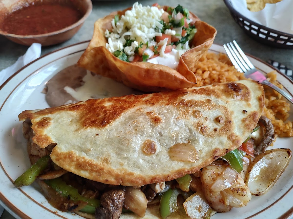 El Charrito Mansfield - Photo 4