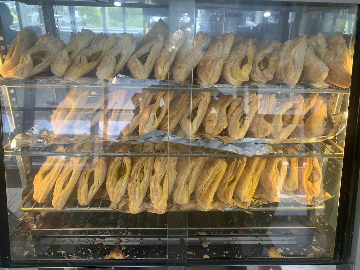 Gobind Sweets Truganina