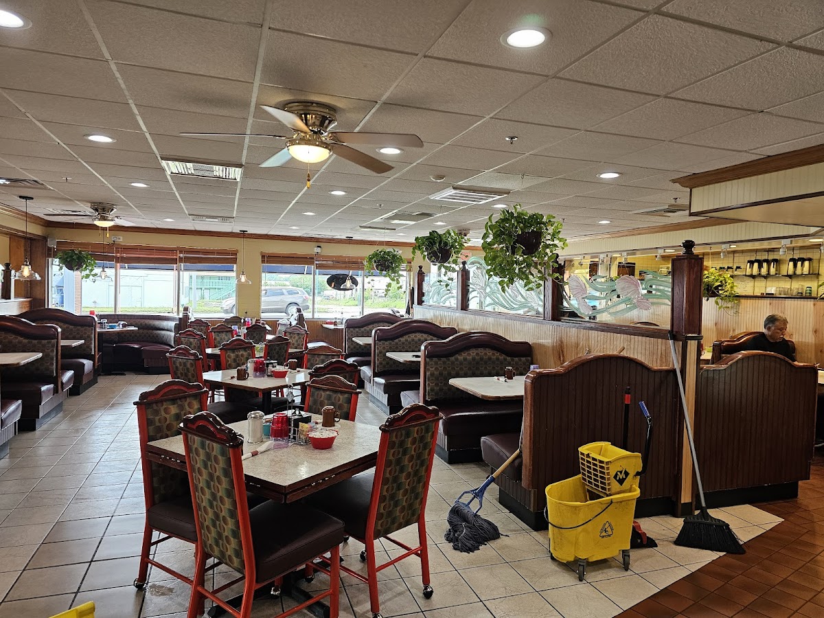 Sammy's Pancake House - Photo 6