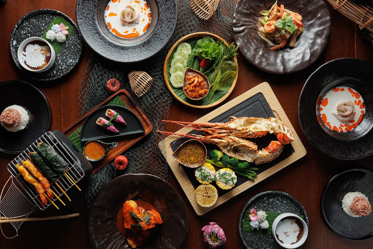 TAKOLA Thai Restaurant | Wine Bar - Photo 2