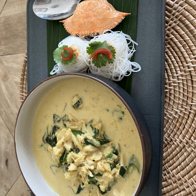 Gaeng Pu Bai Cha Pru with Crab Meat