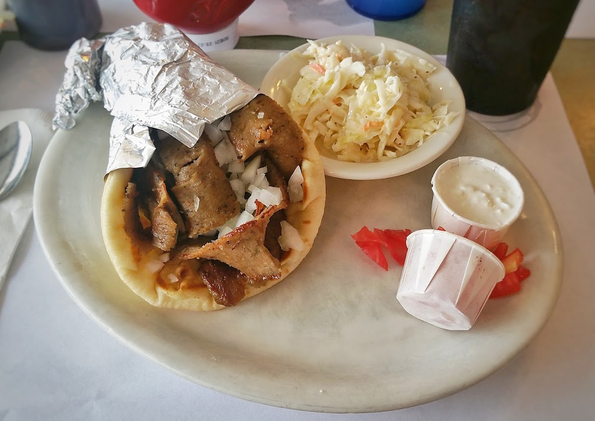 Mom's Place Restaurant - Photo 1