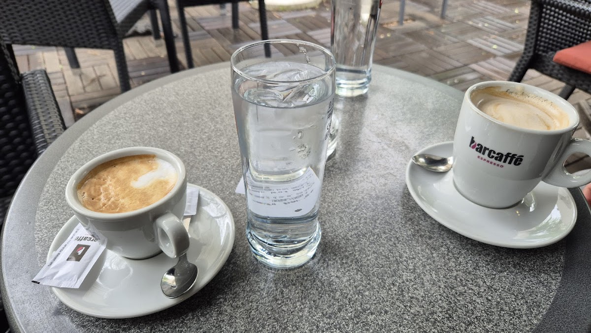 Caffe bar 'De-Ma' - Photo 3