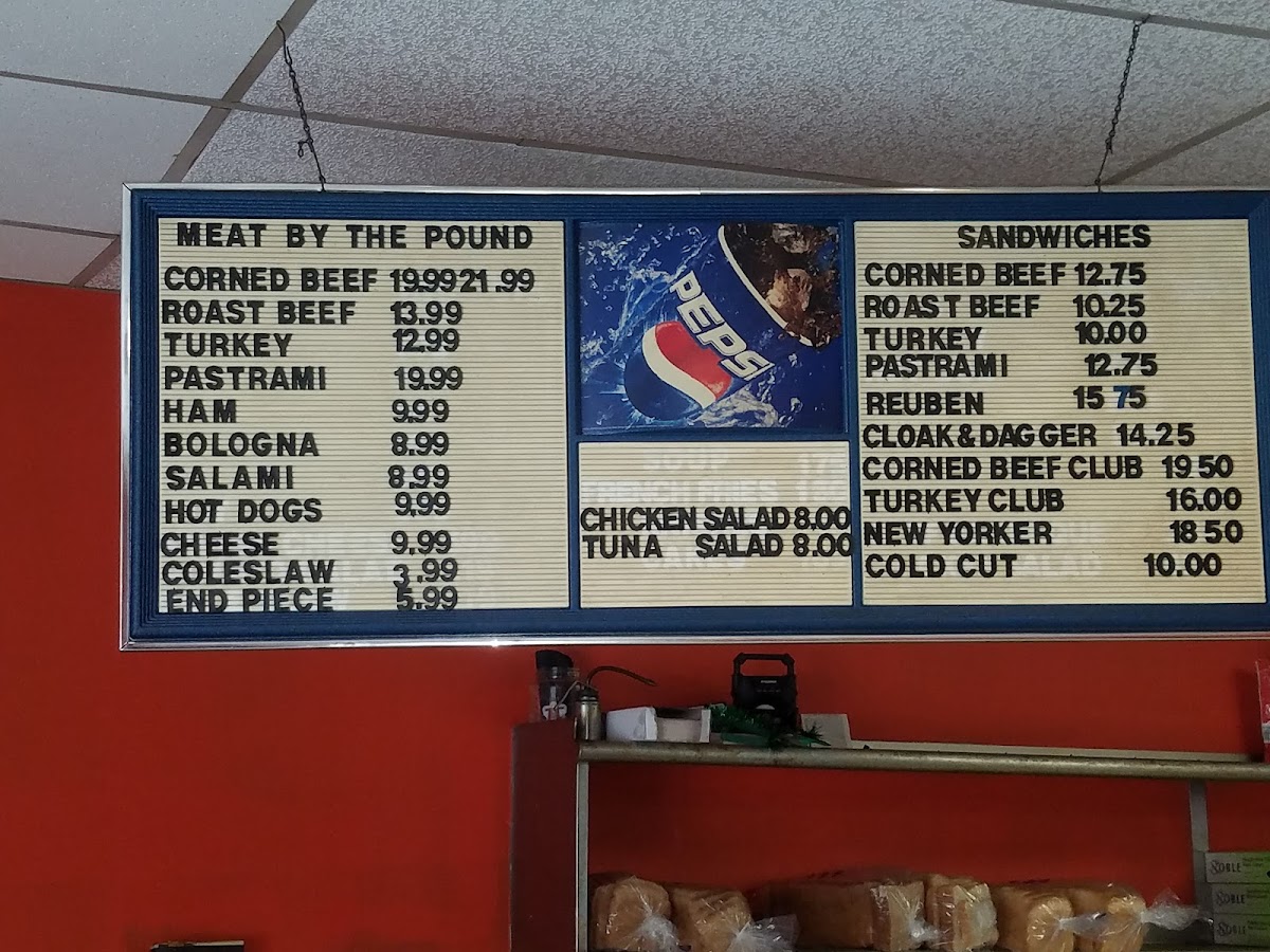 Weiss Deli - Photo 5