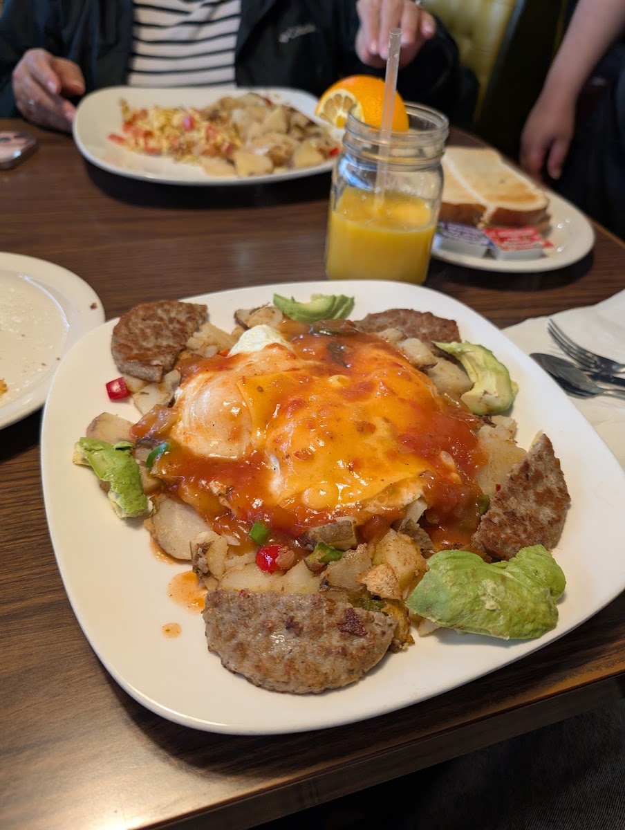 Cowgirls Cafe - Photo 8