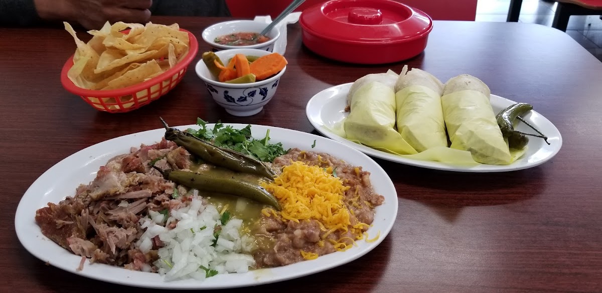 Tacos Los Reyes - Photo 1