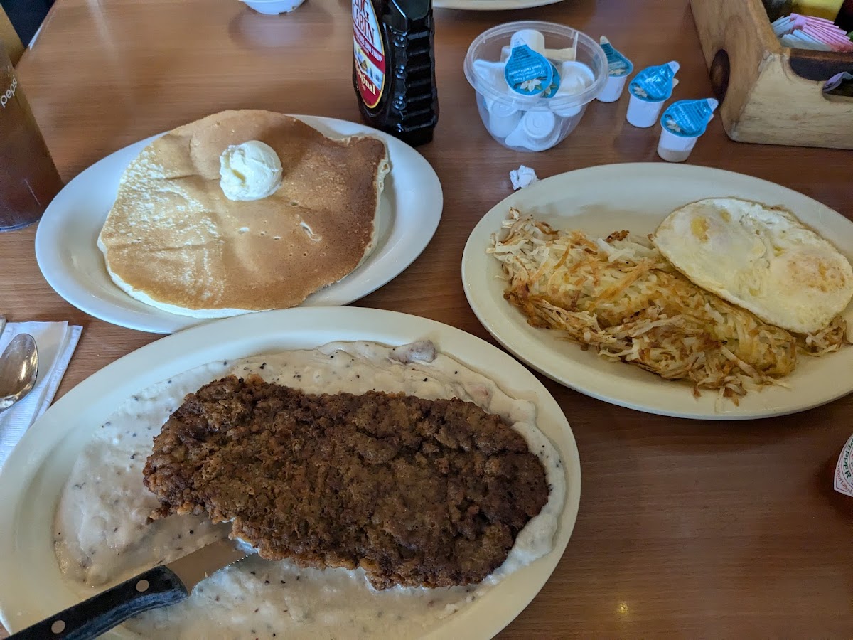 Cope's Knotty Pine Cafe - Photo 2