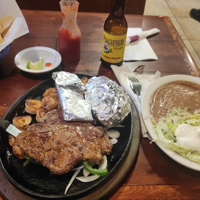 MIS Pueblos Steak and Shrimps