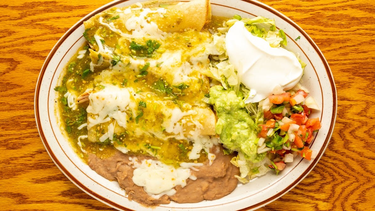 El Barril Mexican Grill - Photo 5