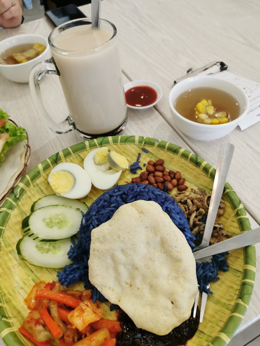 AM Green World Vegetarian Restaurant 青の世代 素食餐厅 - Photo 5