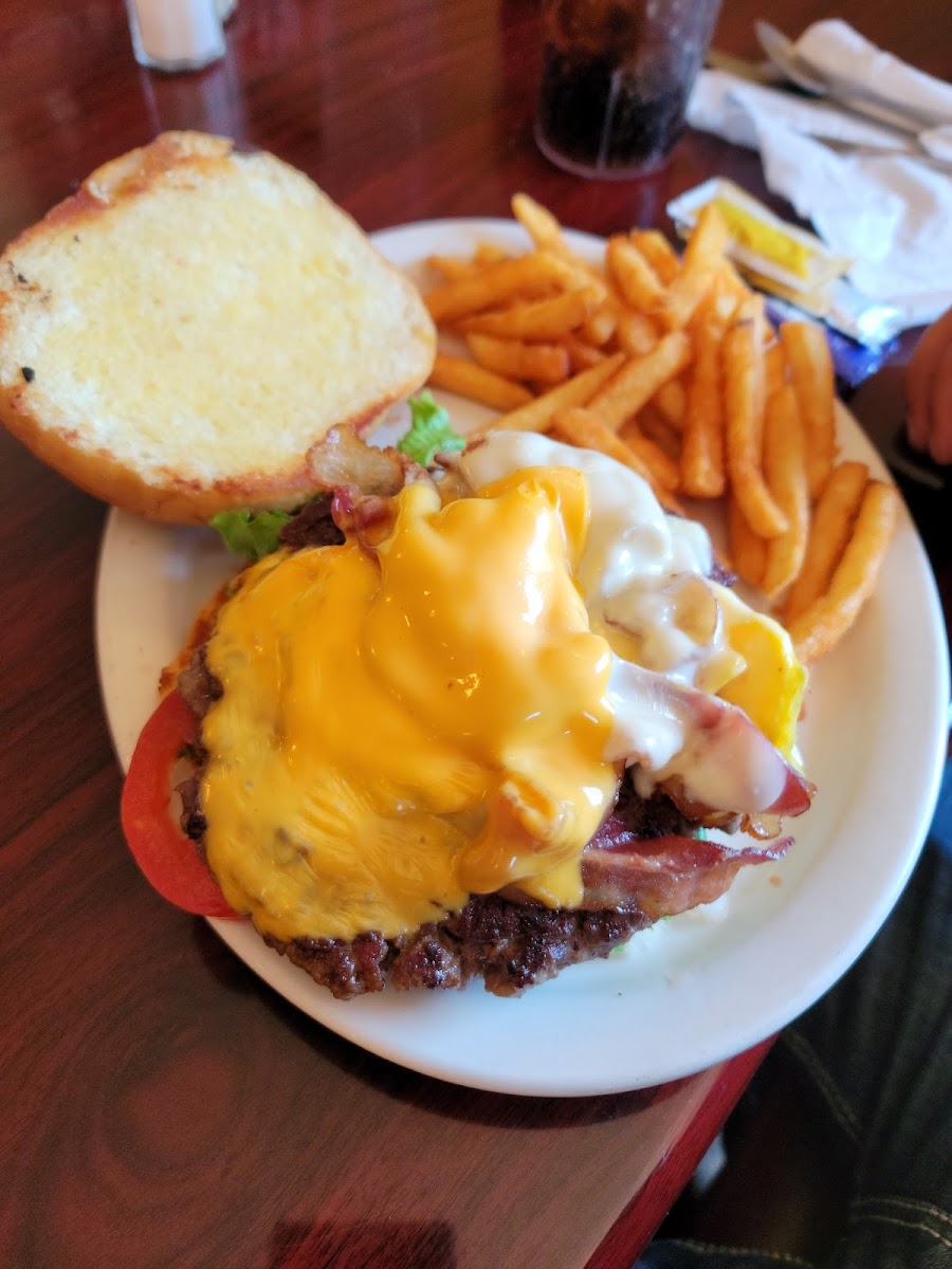 J J Rubys - Photo 1