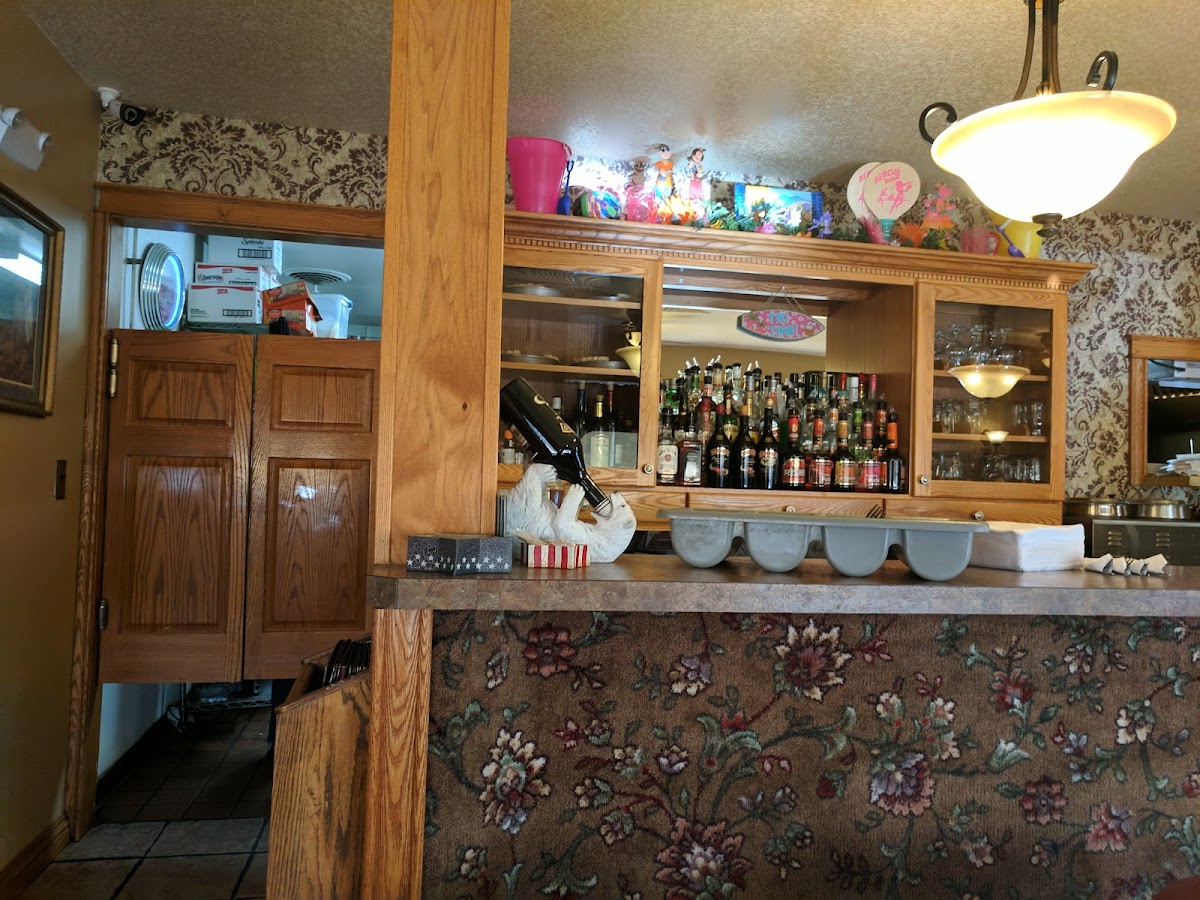 J J Rubys - Photo 4
