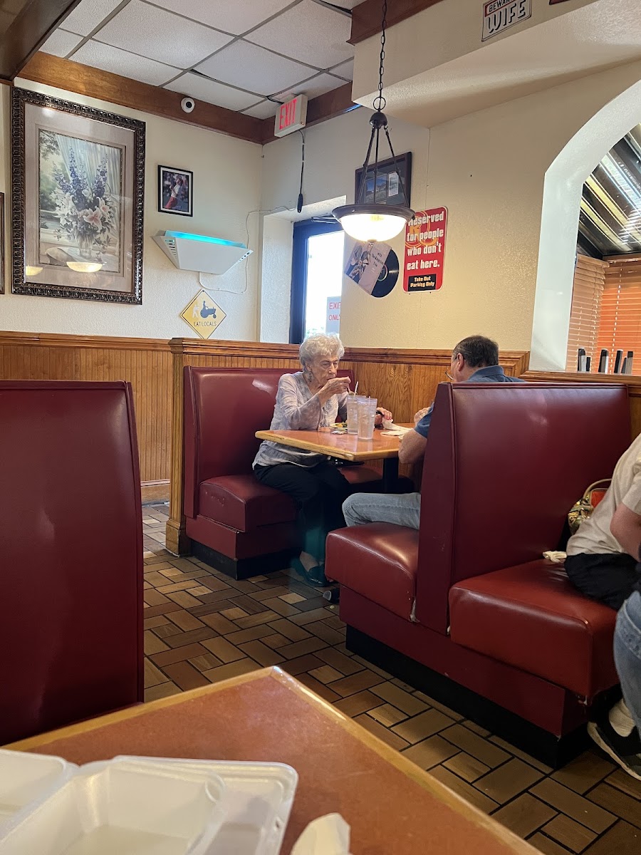 Bj Country Buffet - Photo 9
