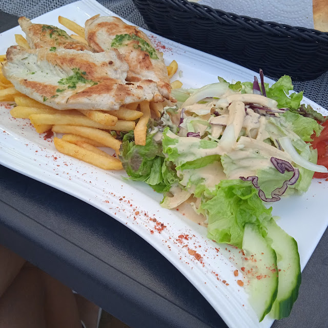 Mazedonische Kebap Teller