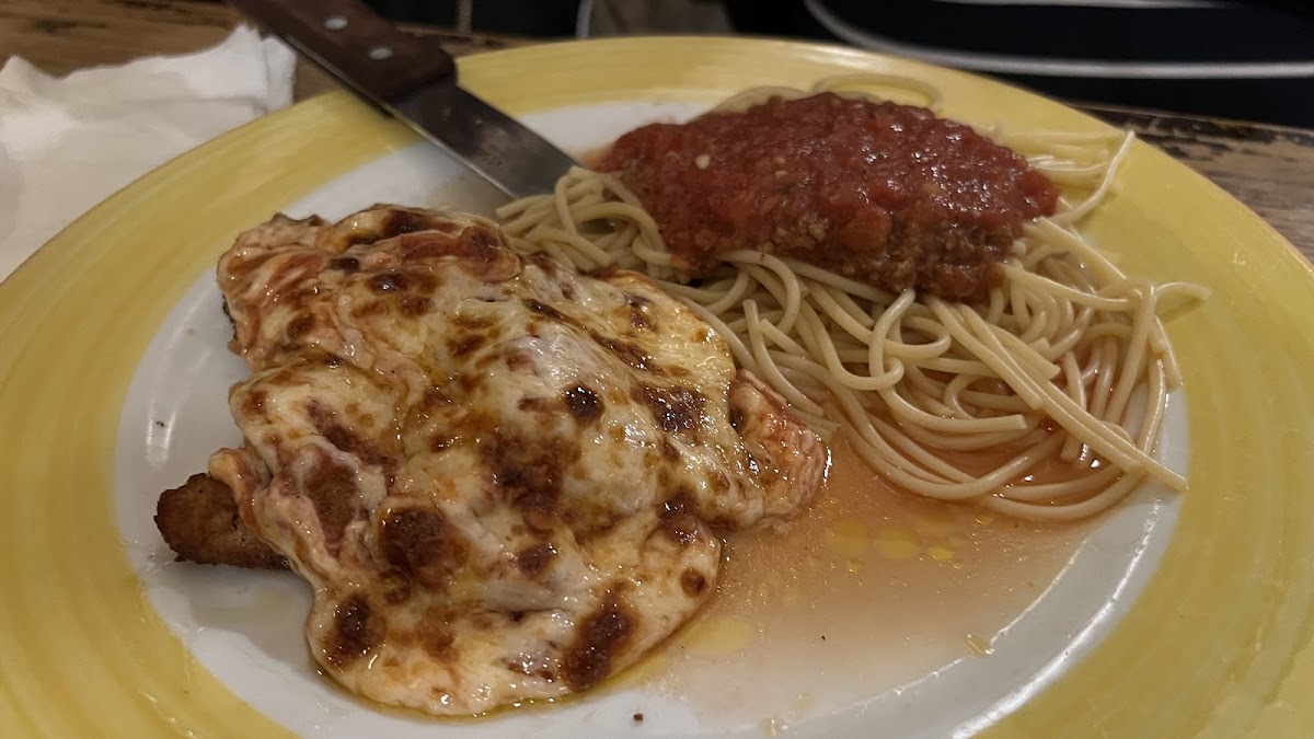 Ricatoni's Italian Grill - Photo 5
