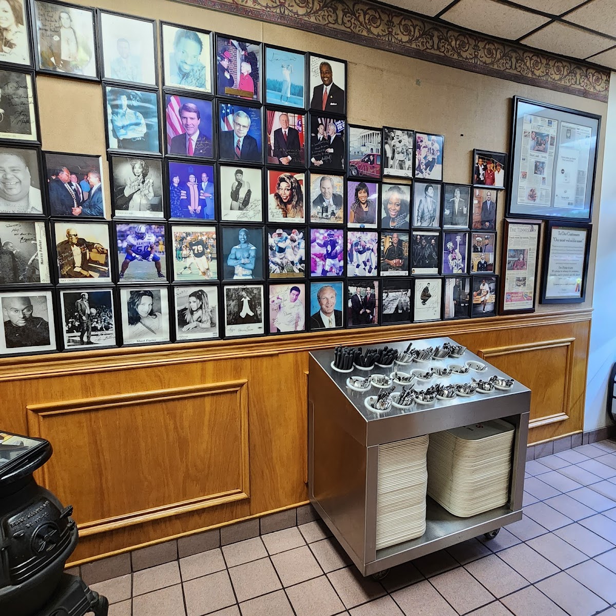 Swett's - Photo 4