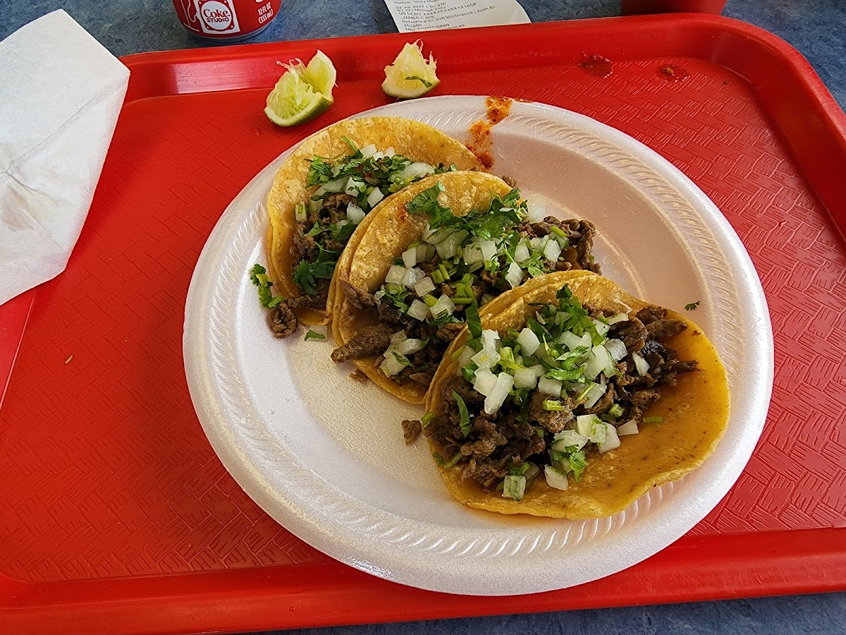 San Diego Tacos Shop - Photo 9