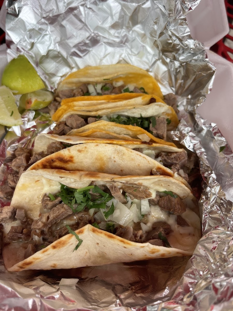 Taqueria San Julian - Photo 9